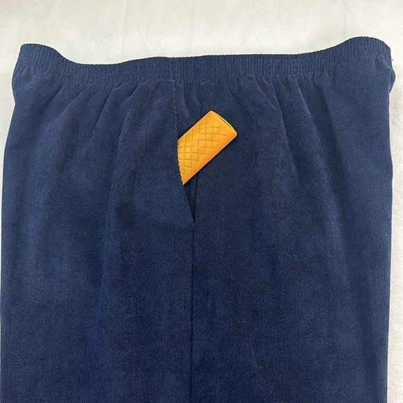 Alfred Dunner Navy Blue Corduroy Pull-on Pants size 14 - Picture 5 of 7